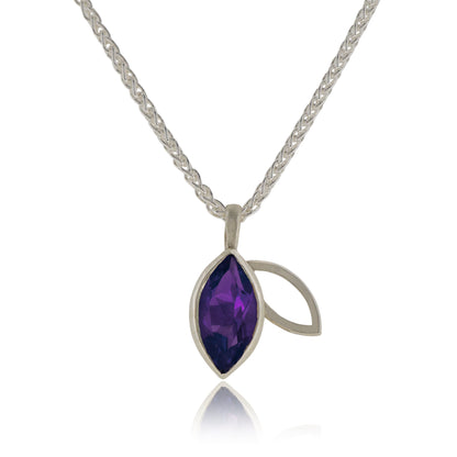 Facet line pendant with amethyst