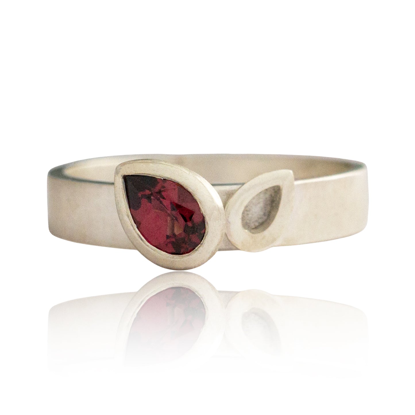 Pear shaped rhodolite garnet Facet Line ring - size Q to R