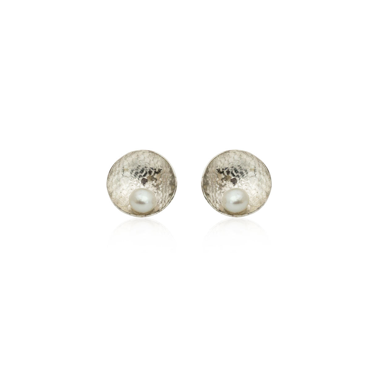 Kate Phipps Jewellery Domed circles stud earrings large lace textured silver with white pearl product photo