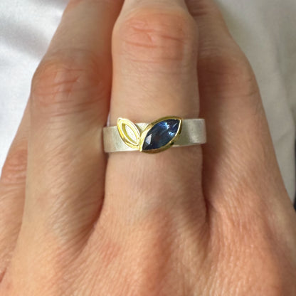 Facet Line ring with marquise shaped blue sapphire, 18 carat yellow gold and silver - size O 1/2 to P