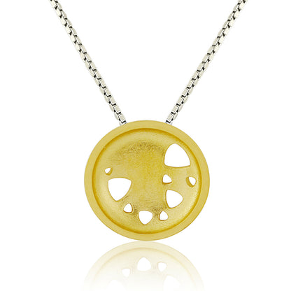 Kate Phipps Jewellery Scattered trillions necklace medium 22 carat yellow gold plated silver on silver chain close up