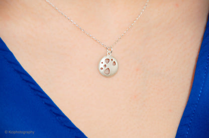 Kate Phipps Jewellery Scattered trillions necklace small silver convex side model photo 