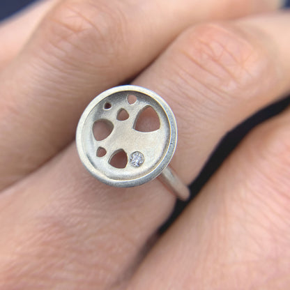 Kate Phipps Jewellery Scattered trillions ring dish with diamond and silver model photo 2