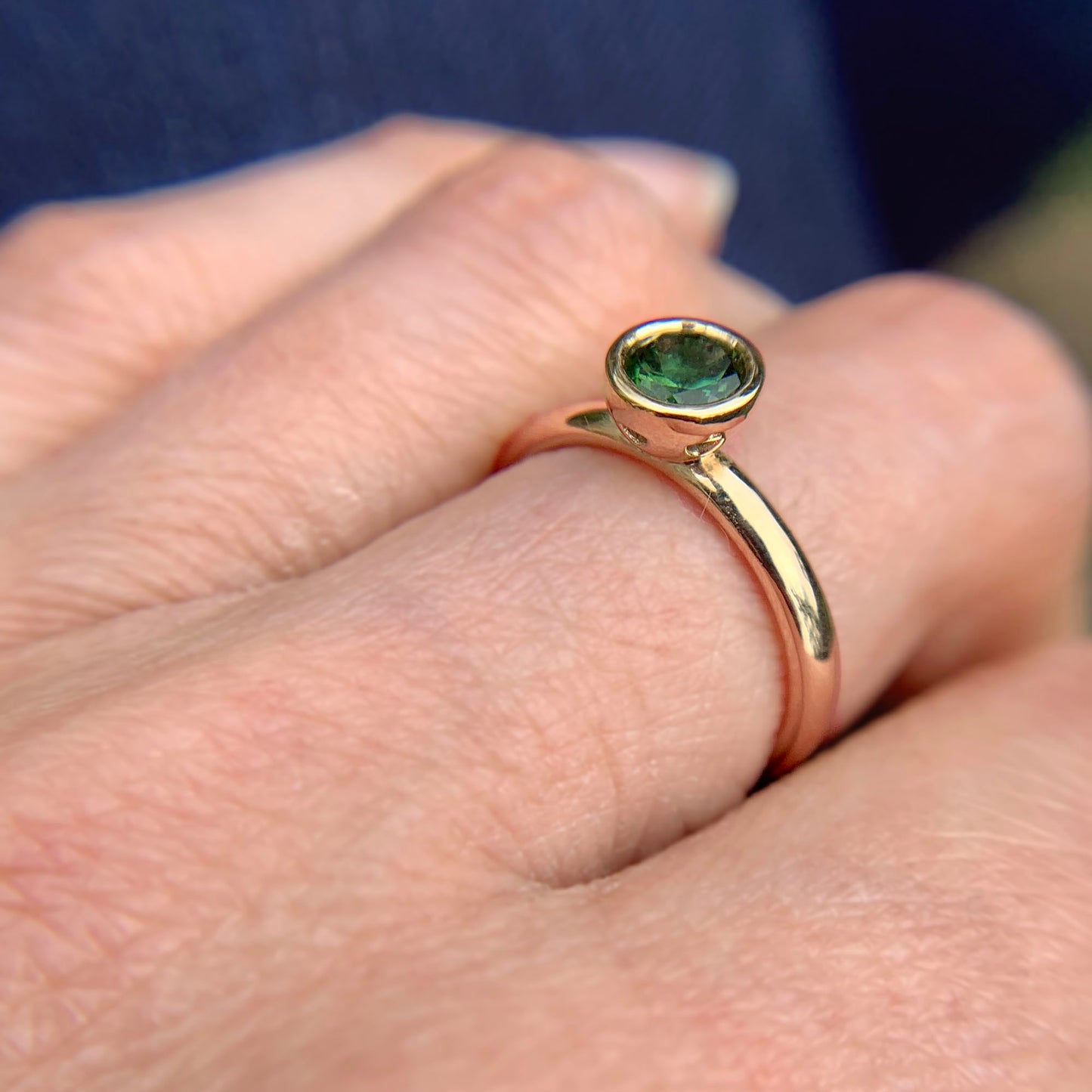 Kate Phipps Jewellery Scattered trillions ring green tourmaline in 9 carat yellow gold model photo 1