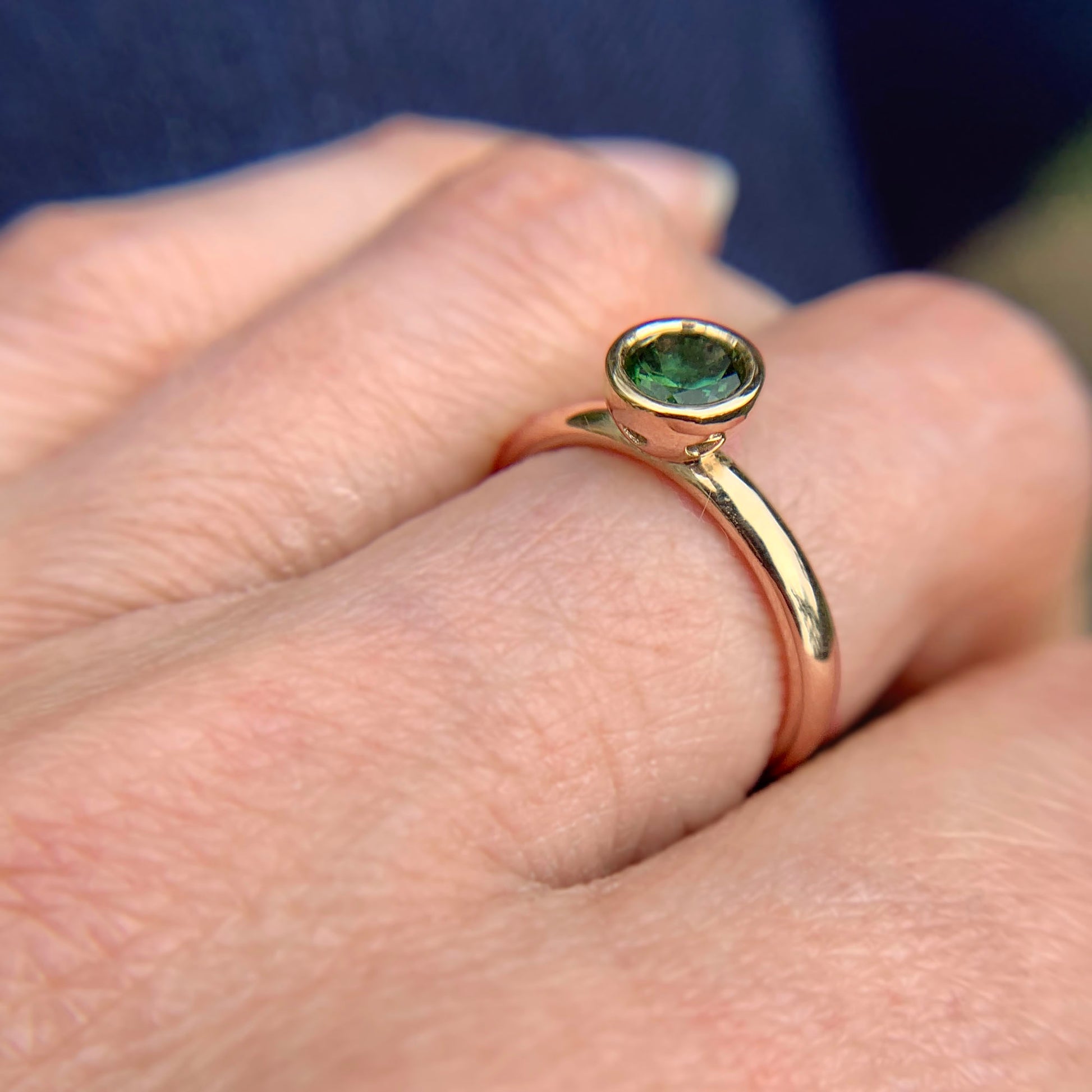 Kate Phipps Jewellery Scattered trillions ring green tourmaline in 9 carat yellow gold model photo 1