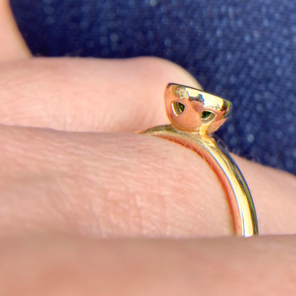 Kate Phipps Jewellery Scattered trillions ring green tourmaline in 9 carat yellow gold model photo side on