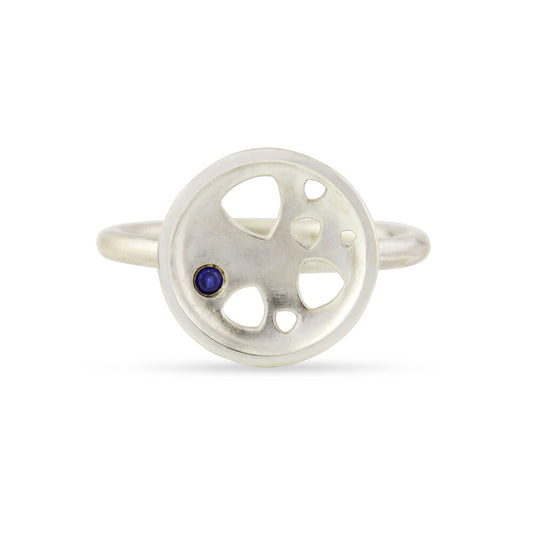 Kate Phipps Jewellery Scattered trillions ring silver small dish with deep blue sapphire