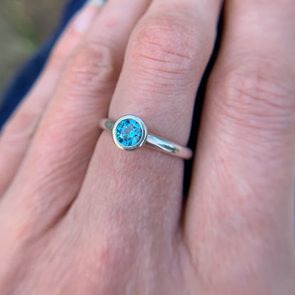Kate Phipps Jewellery Scattered trillions ring silver with turquoise cubic zirconia model  photo