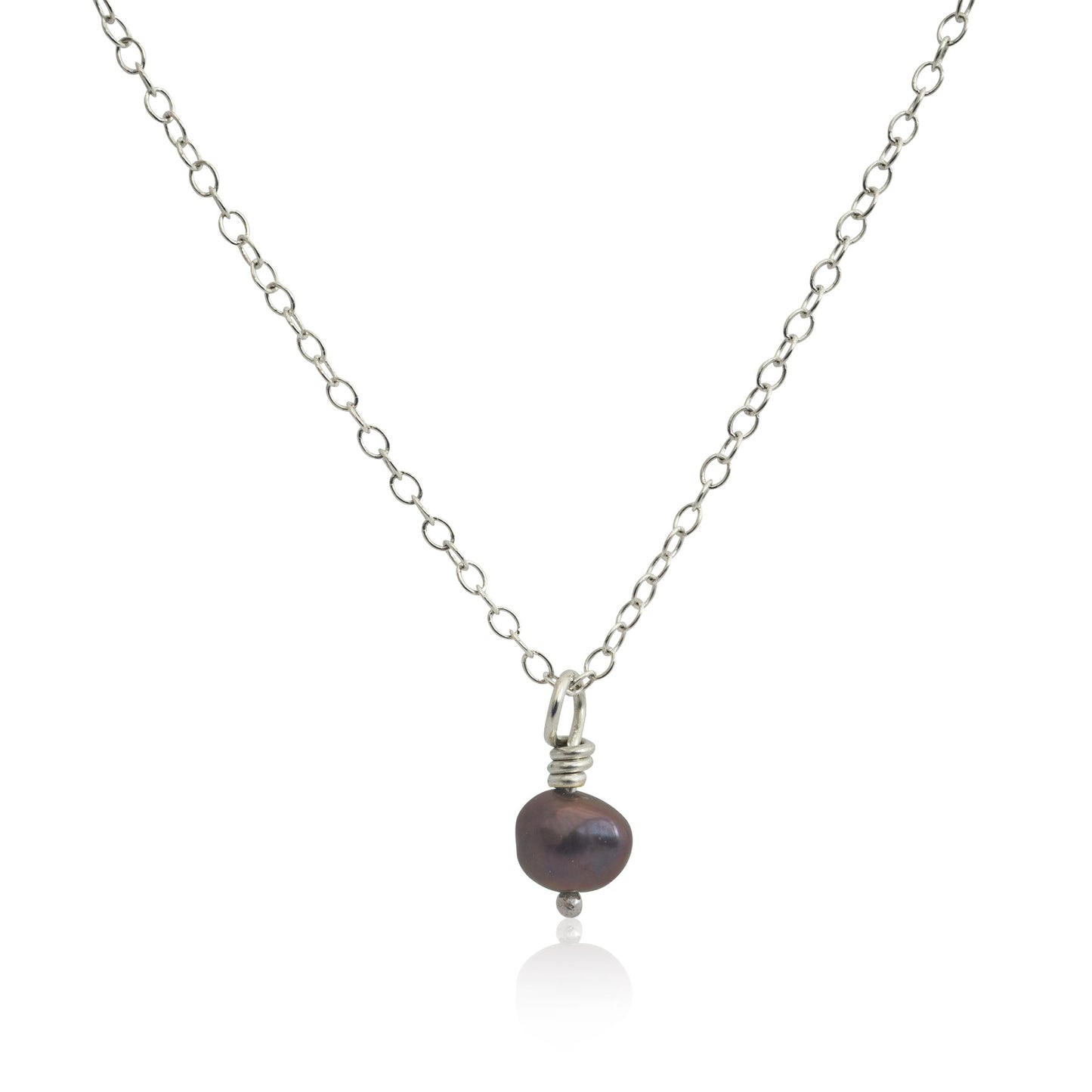 Kate Phipps Jewellery Simple elegance necklace silver with peacock pearl pendant on trace chain