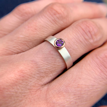 Kate Phipps Jewellery Solitaire ring round amethyst set in 9 carat rose gold on a silver ring band model photo 2
