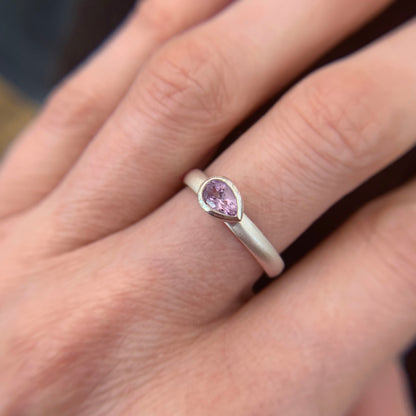 Kate Phipps Jewellery Stacking ring silver with pale amethyst pear model photo