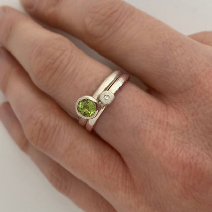 Kate Phipps Jewellery Stacking rings nugget diamond and silver stacked with peridot scattered trillions ring model  photo