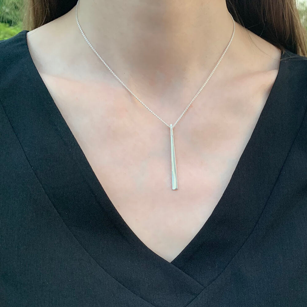 Kate Phipps Jewellery silver tapered reversible pendant polished side model photo