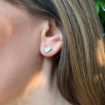 Kate Phipps Jewellery Trillion stud earrings small silver model photo