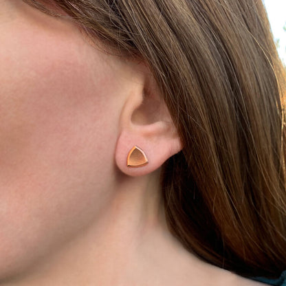 Kate Phipps Jewellery Trillion studs earrings medium 18 carat rose gold plated silver model photo